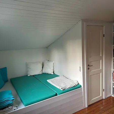 Charming Summer House Close To The Nyaraló Bøtø By