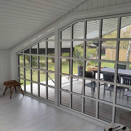 Charming Summer House Close To The Nyaraló *